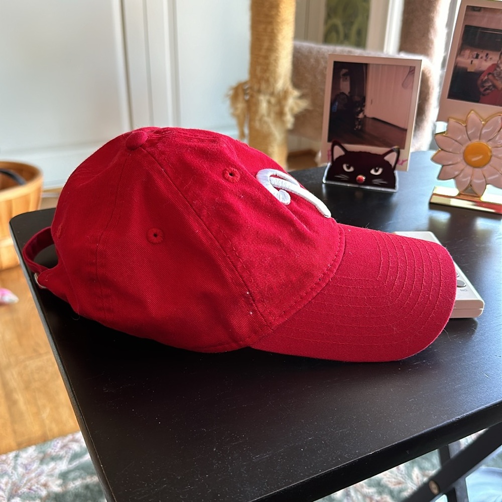 SALE ⚾️Wms Phillies Hat - Picture 2 of 6
